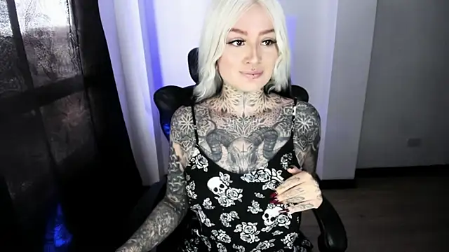 Anaii Gomez online show from November 2025 07:17:01 PM