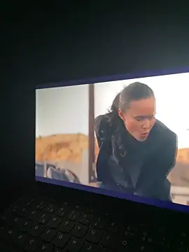 la chiennete online show from March 2026 12:52:01 AM