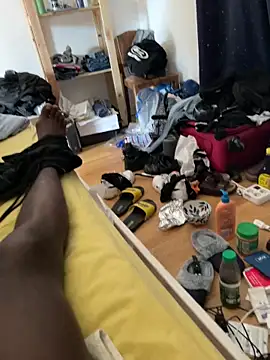 la chiennete online show from March 2026 01:11:02 PM