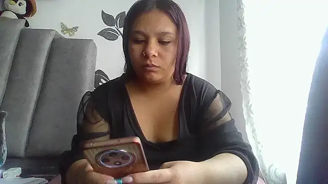 Charis 21 online show from April 2026 05:25:01 PM