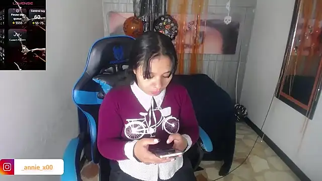 Snapshot of Charis_21 chatting on November 2025 03:10:02 AM Charis 21 online show from November 2025 03:10:02 AM