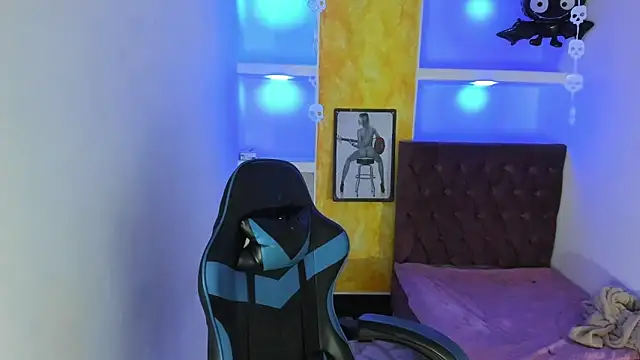 Snapshot of Charis_21 chatting on October 2025 03:16:01 AM Charis 21 online show from October 2025 03:16:01 AM