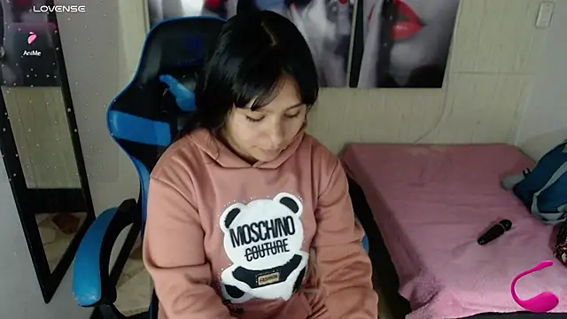 Charis 21 online show from September 2025 03:39:02 AM