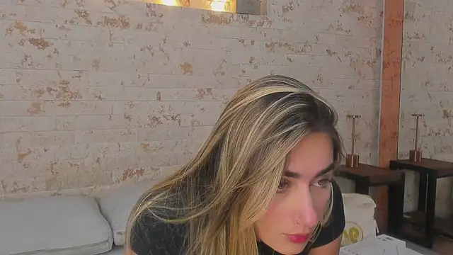 maryy campbell  online show from March 2026 11:05:01 AM