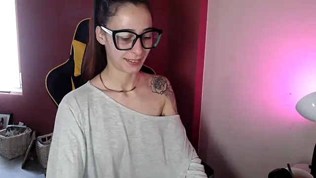 Snapshot of Sofiasweetsecret chatting on April 2026 08:19:01 AM Sofiasweetsecret online show from April 2026 08:19:01 AM