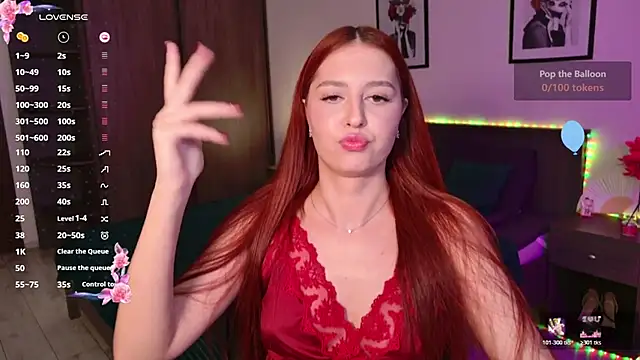 Snapshot of EleanorePeach chatting on November 2025 07:03:01 PM EleanorePeach online show from November 2025 07:03:01 PM