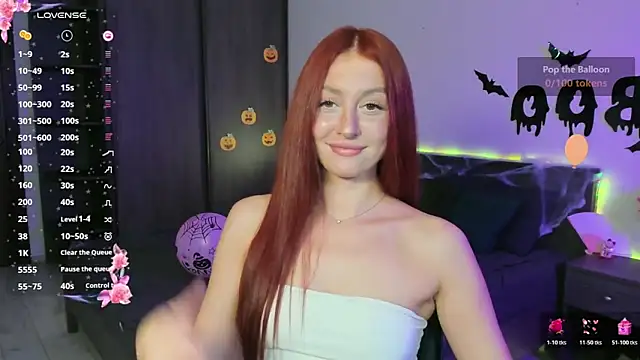 Snapshot of EleanorePeach chatting on October 2025 02:05:02 PM EleanorePeach online show from October 2025 02:05:02 PM