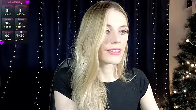 Lilianna Just online show from December 2024 09:39:01 PM