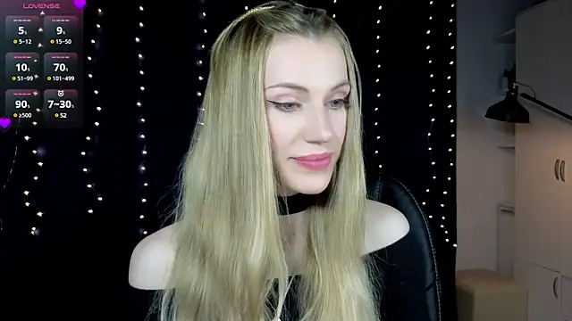 Lilianna Just online show from February 2025 04:14:02 PM