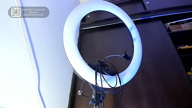 Apotheosis01 online show from April 2026 11:27:01 AM