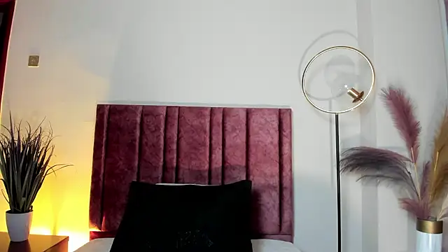 NoraDasilva online show from March 2026 02:20:02 PM