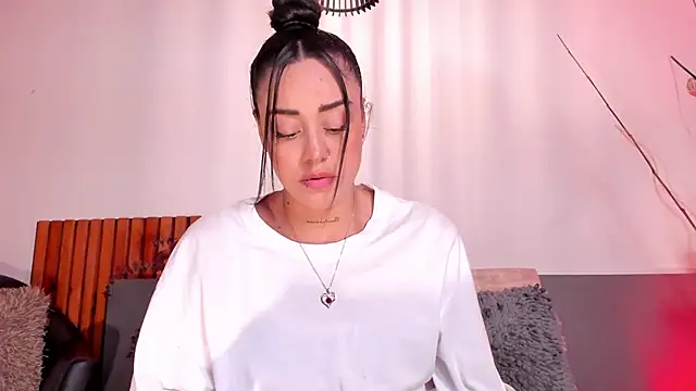 NoraDasilva online show from March 2026 12:36:02 AM