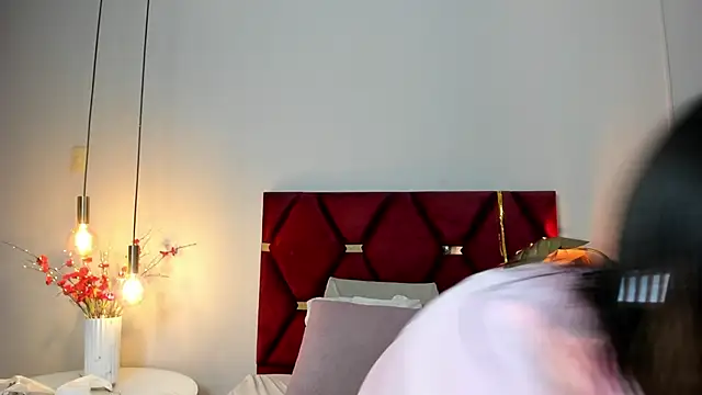 NoraDasilva online show from April 2026 02:31:01 PM