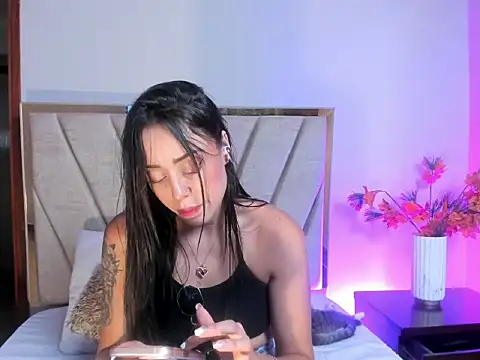 NoraDasilva online show from February 2026 11:48:02 PM