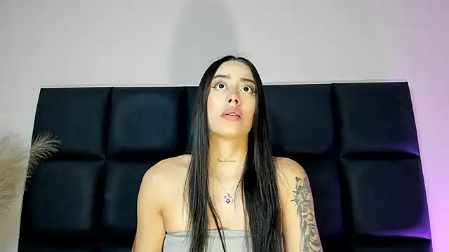 NoraDasilva online show from November 2025 12:14:02 AM