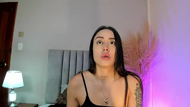 NoraDasilva online show from December 2025 02:20:01 PM