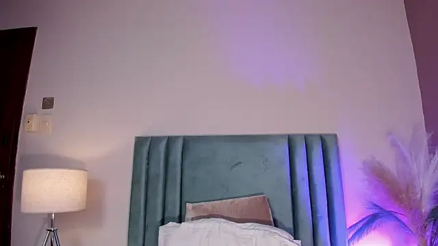 NoraDasilva online show from April 2026 12:39:01 AM