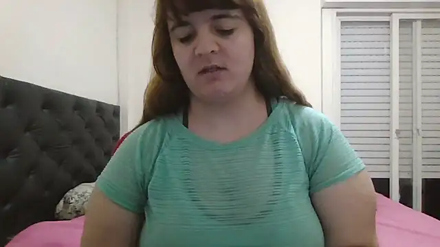 Snapshot of Bombon_ok chatting on November 2025 05:11:02 AM Bombon ok online show from November 2025 05:11:02 AM