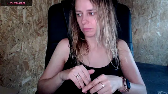 Snapshot of las_sweet chatting on June 2026 04:07:02 PM las sweet online show from June 2026 04:07:02 PM