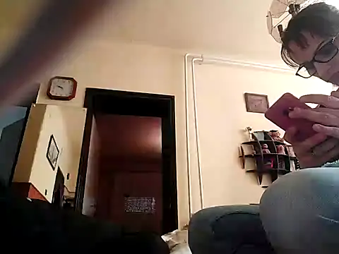 Snapshot of popperspair chatting on January 2025 08:51:01 AM popperspair online show from January 2025 08:51:01 AM