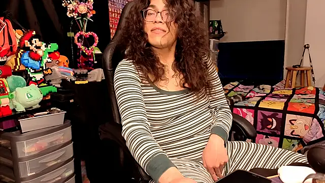 ShinyCherub online show from September 2025 12:22:02 AM