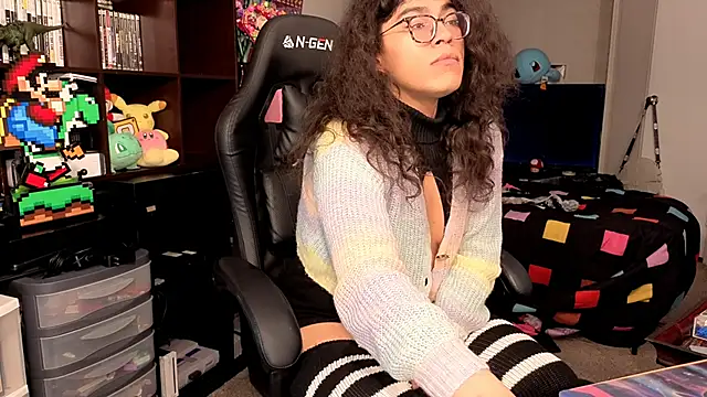 Snapshot of ShinyCherub chatting on November 2025 01:15:02 PM ShinyCherub online show from November 2025 01:15:02 PM