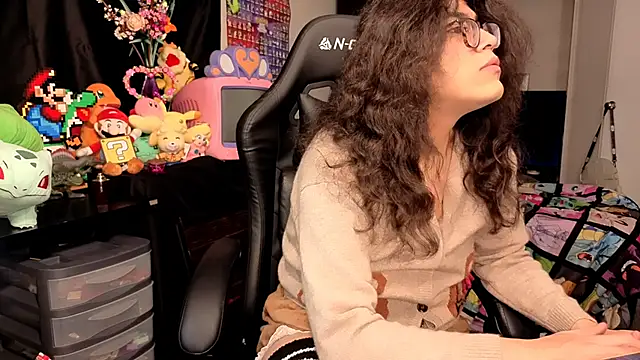 Snapshot of ShinyCherub chatting on November 2025 02:17:02 AM ShinyCherub online show from November 2025 02:17:02 AM