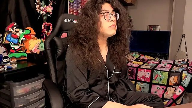 ShinyCherub online show from September 2025 06:20:02 AM