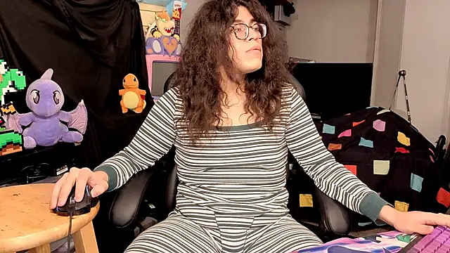 Snapshot of ShinyCherub chatting on December 2025 01:54:02 AM ShinyCherub online show from December 2025 01:54:02 AM