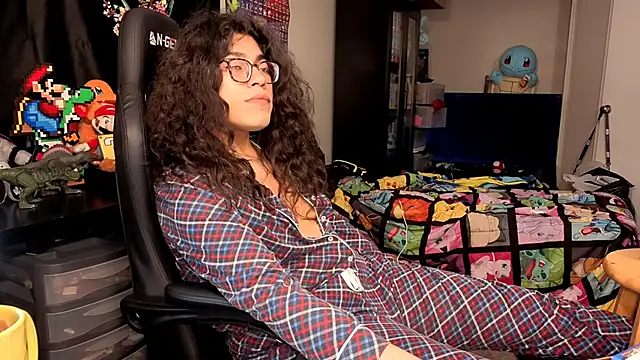 Snapshot of ShinyCherub chatting on October 2025 01:59:01 AM ShinyCherub online show from October 2025 01:59:01 AM