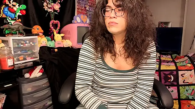 ShinyCherub online show from October 2025 12:23:02 AM