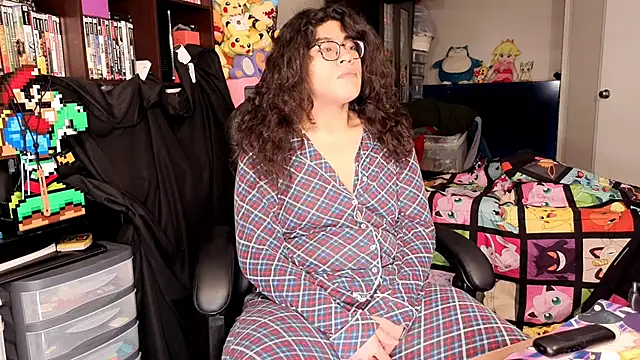 Snapshot of ShinyCherub chatting on February 2026 04:12:02 AM ShinyCherub online show from February 2026 04:12:02 AM