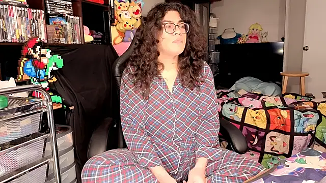 ShinyCherub online show from April 2026 03:16:01 PM