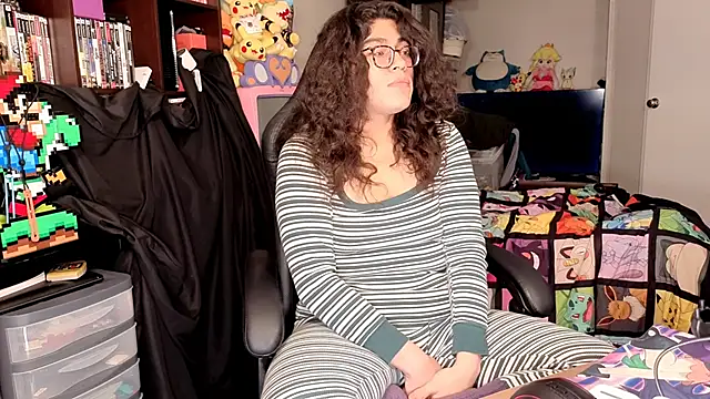 Snapshot of ShinyCherub chatting on February 2026 12:43:02 AM ShinyCherub online show from February 2026 12:43:02 AM