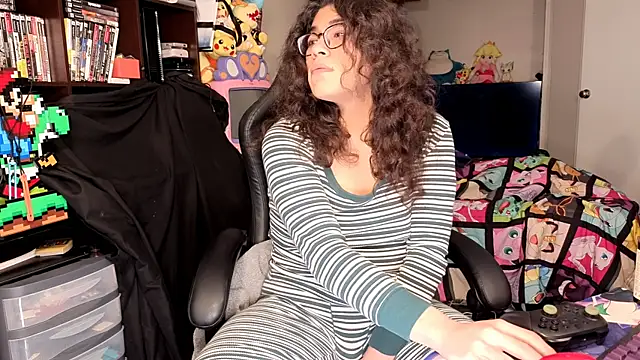 Snapshot of ShinyCherub chatting on March 2026 09:59:01 PM ShinyCherub online show from March 2026 09:59:01 PM