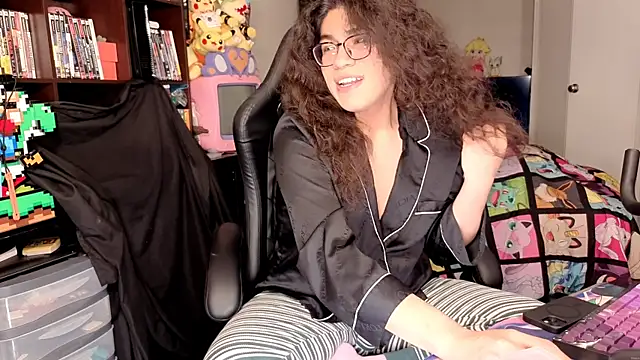 ShinyCherub online show from March 2026 08:38:02 PM