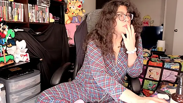 ShinyCherub online show from April 2026 02:02:02 AM