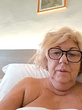 Merilulla online show from November 2025 09:35:01 AM