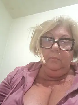 Merilulla online show from April 2026 12:45:02 AM