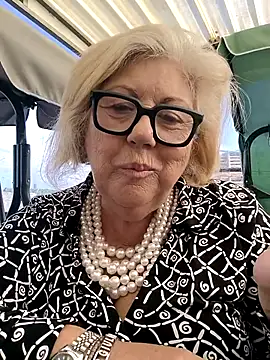 Merilulla online show from October 2025 01:32:02 PM