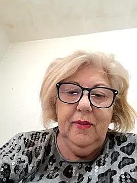 Merilulla online show from November 2025 03:04:02 PM