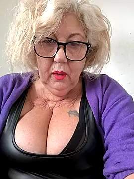 Merilulla online show from October 2025 11:53:02 AM