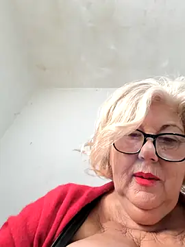 Merilulla online show from November 2025 01:47:01 PM