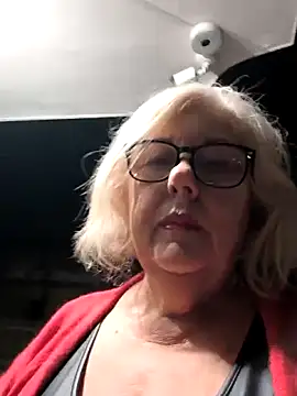 Merilulla online show from November 2025 02:51:02 AM