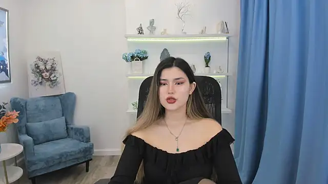 AnneTLi online show from November 2025 03:29:03 AM