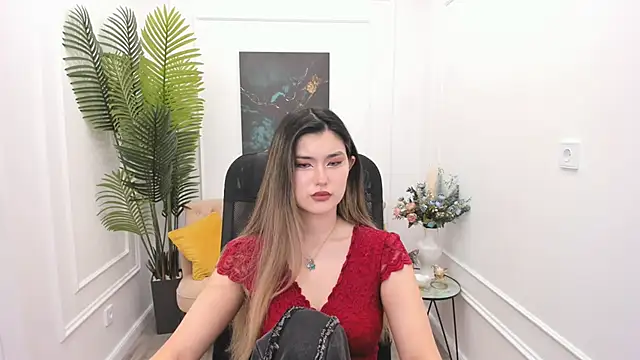 AnneTLi online show from November 2025 03:22:02 AM