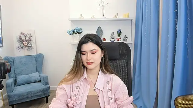 AnneTLi online show from January 2026 03:23:01 AM