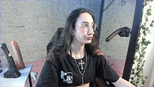 Mayala   online show from November 2025 10:46:02 PM