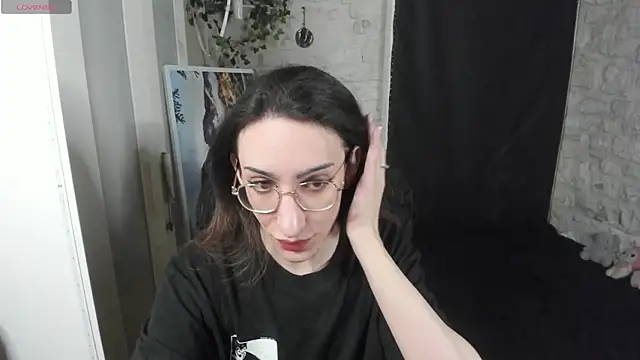 Snapshot of Mayala__ chatting on February 2025 06:07:01 PM Mayala   online show from February 2025 06:07:01 PM