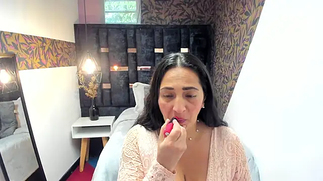 KatteMilf online show from April 2026 07:41:02 PM